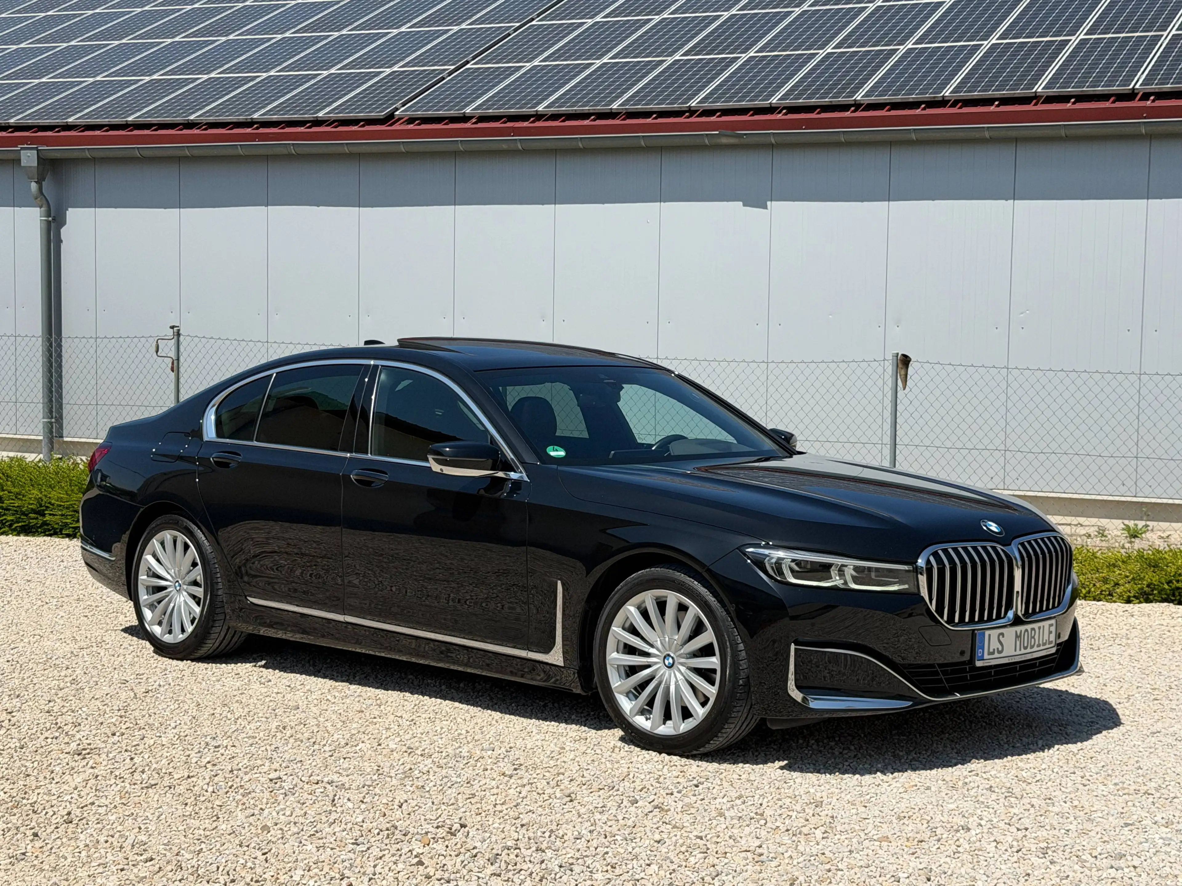 BMW 730 730 d BMW Individual* Ambiente* HeadUp* GSD* 360° — photo 8