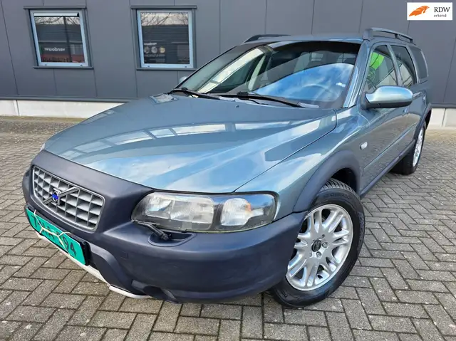 Volvo V70 Cross Country 2.4 T Geartronic XC70, netto €8.950,