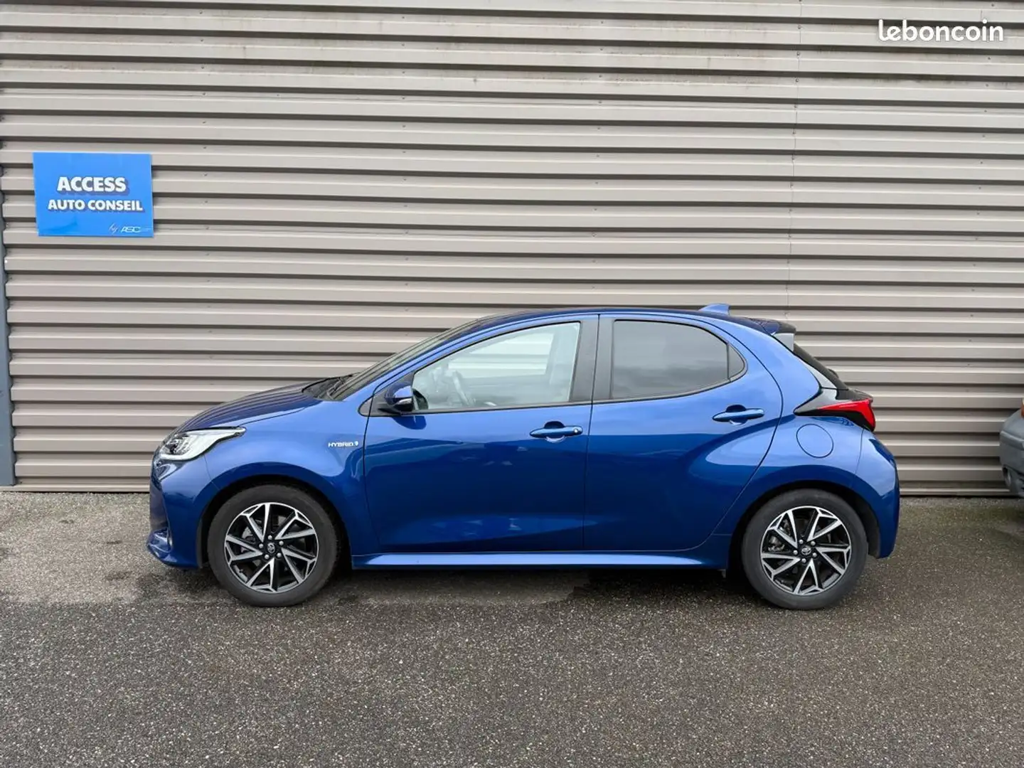 Toyota Yaris HYBRIDE DESIGN 2021 Bleu, 1RE MAIN, Historique complet, GARANTIE Bleu - 2