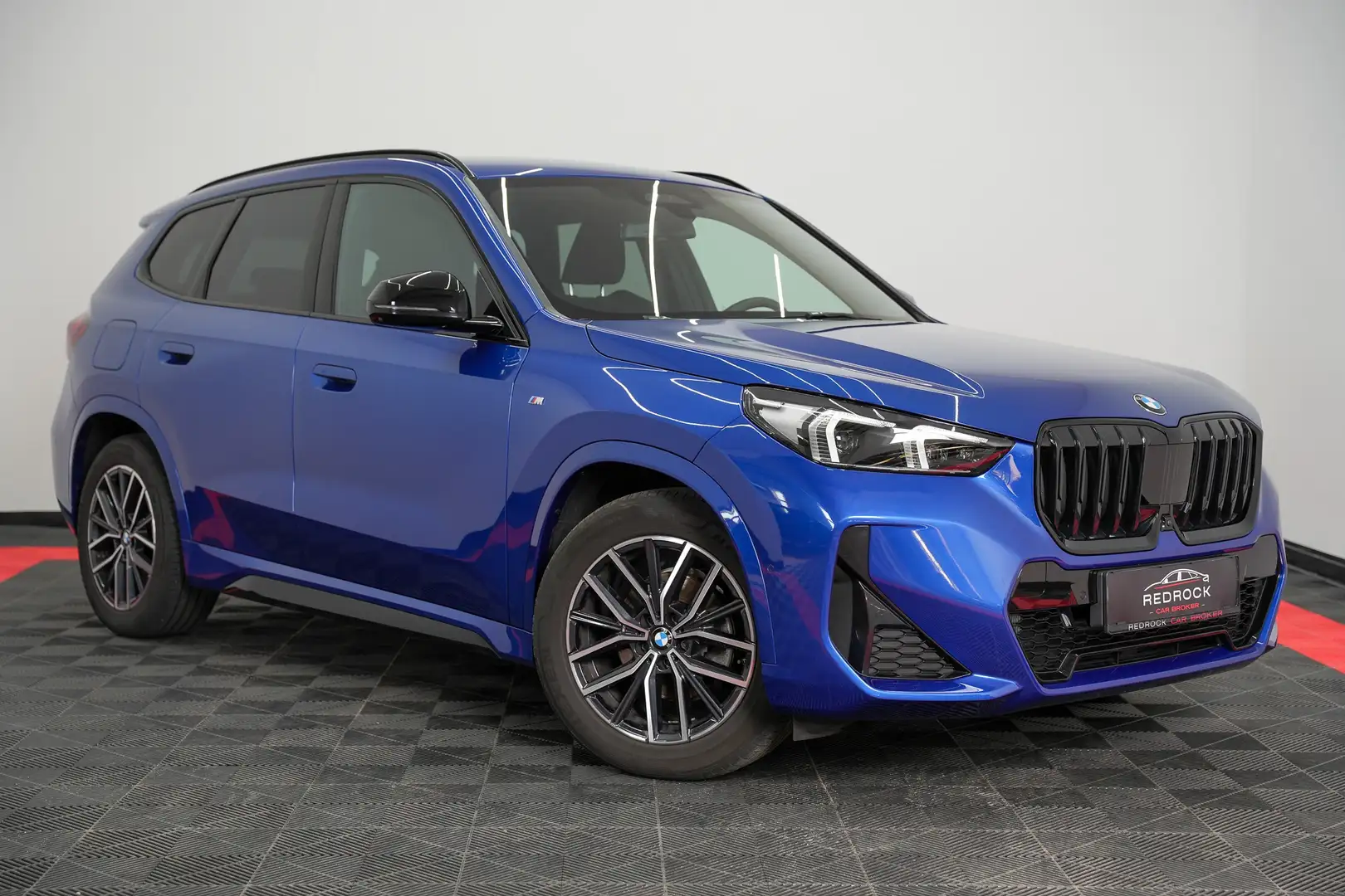 BMW X1 xDrive 20 d M Sport*Erstbesitz*LEASINGAKTION* Blau - 1