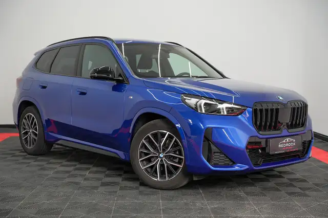 BMW X1 main image