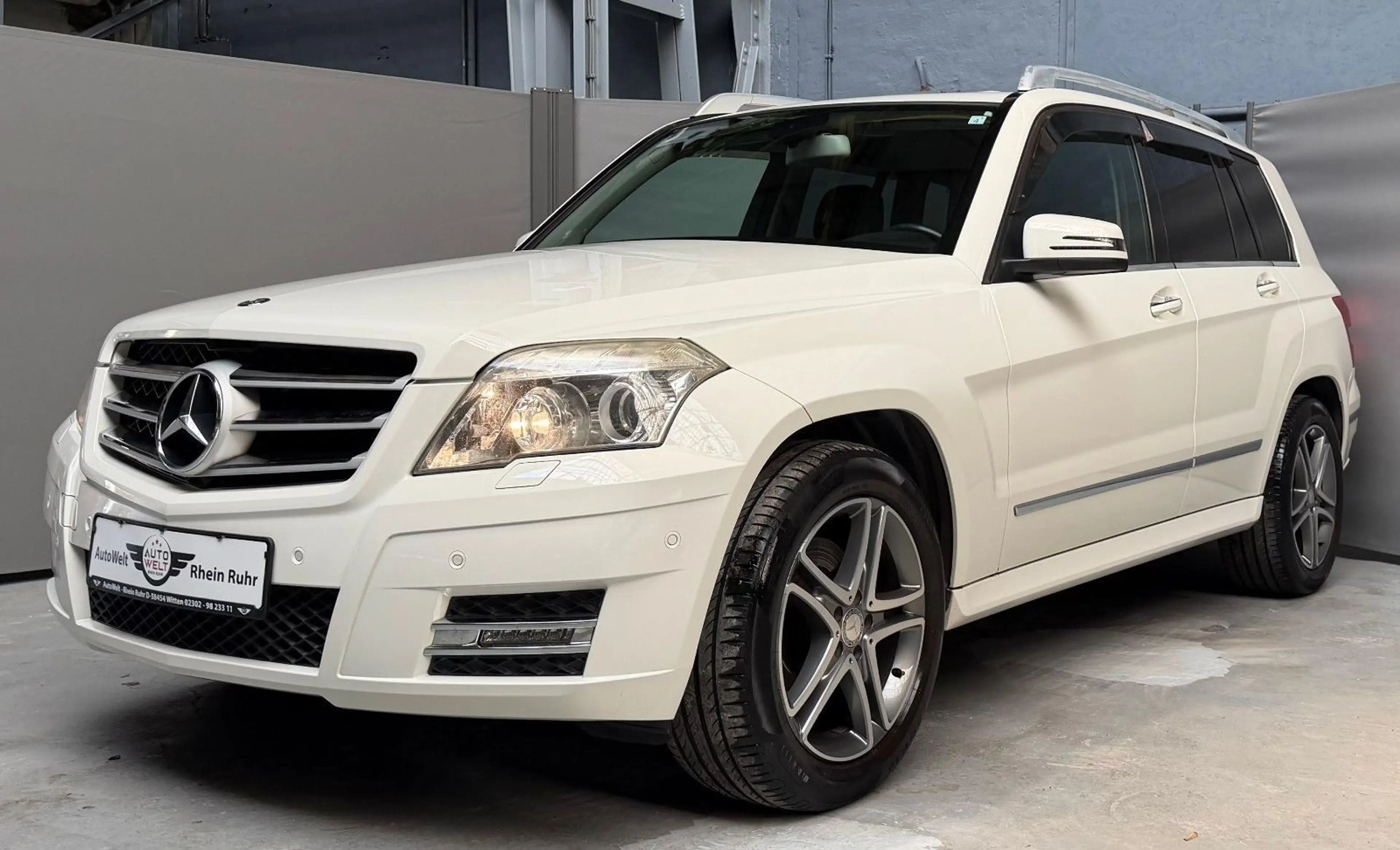 Mercedes-Benz GLK 300 350 4Matic Leder 60TKM Keyless-Go Xenon