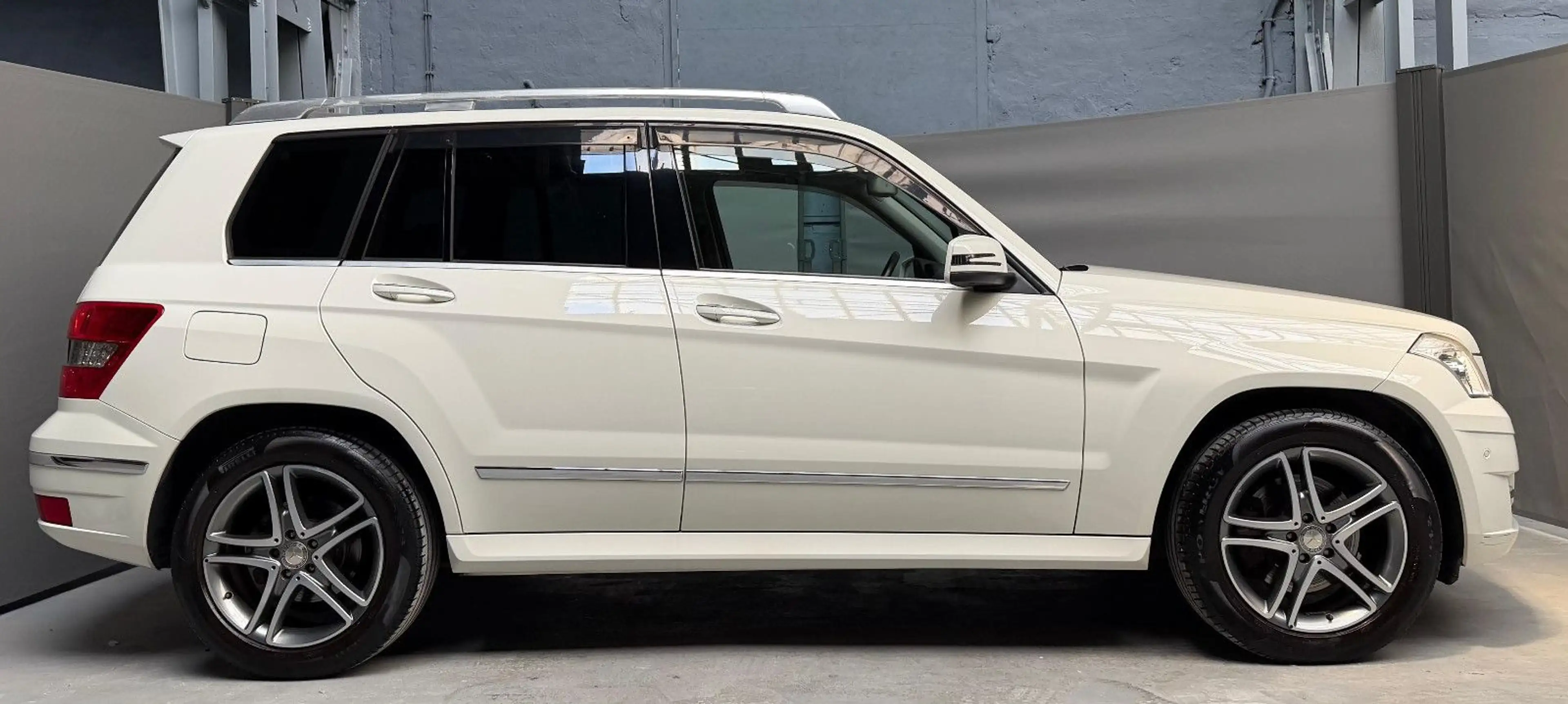 Mercedes-Benz GLK 300 350 4Matic Leder 60TKM Keyless-Go Xenon — photo 7