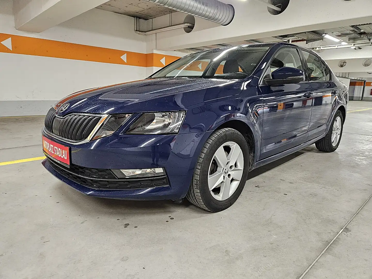 Skoda Octavia 2,0 TDI Ambition Blau - 1