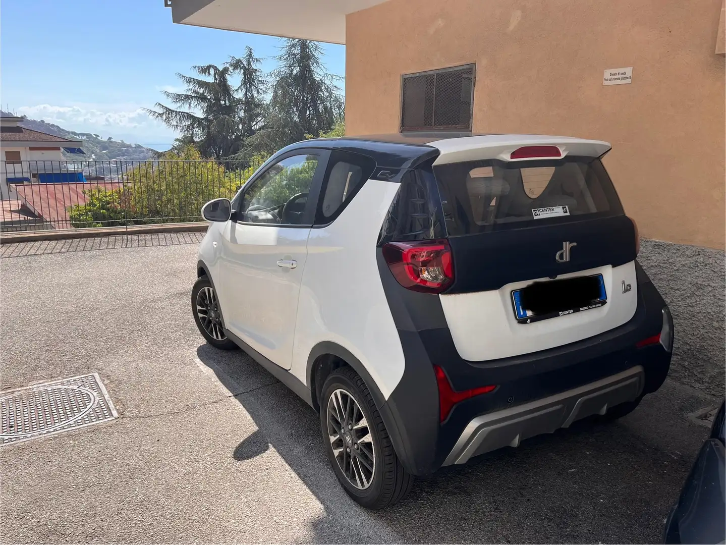 DR Automobiles DR1.0 DR 1.0 EV Alb - 1