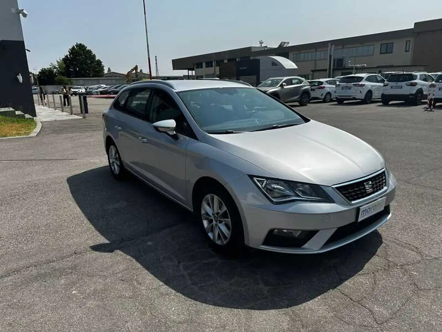 SEAT Leon ST 1.6 tdi Business 115 CV DSG Argento - 2