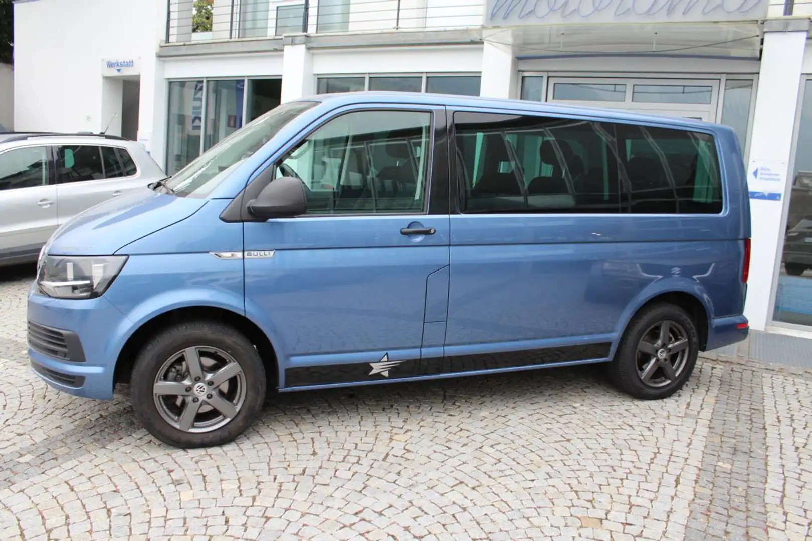Volkswagen Multivan 2.0 TDI 150CV Trendline Star Edition Ganc Bleu - 2