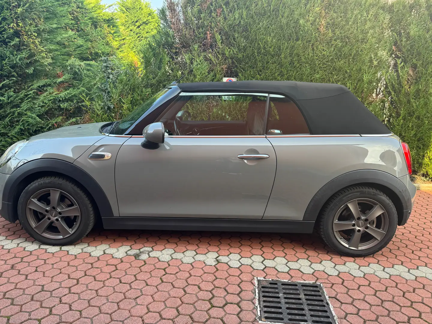 MINI One Cabrio Grigio - 1