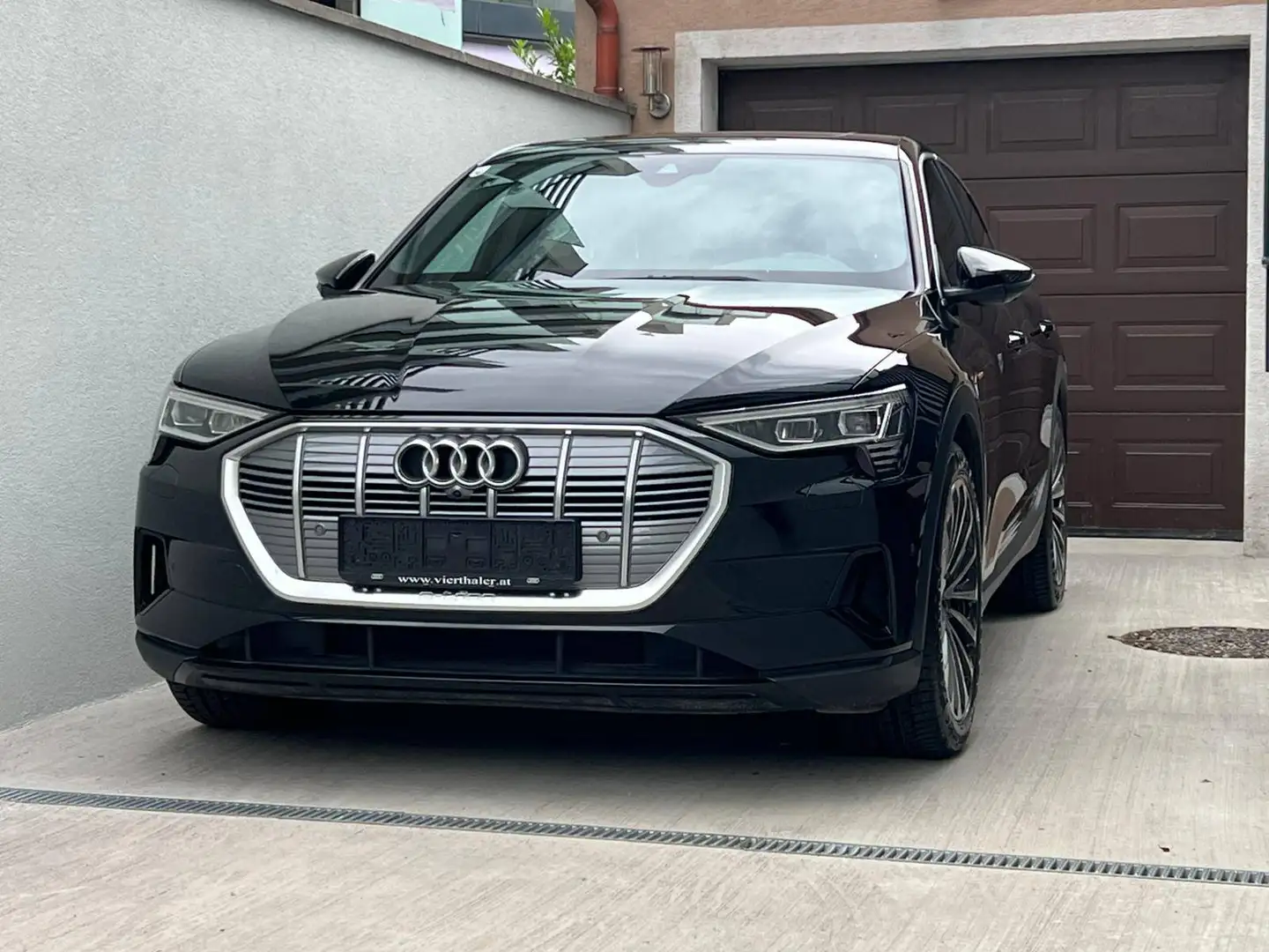 Audi e-tron Q4 Sportback 50 e-tron quattro 220kW 82kWh Schwarz - 1