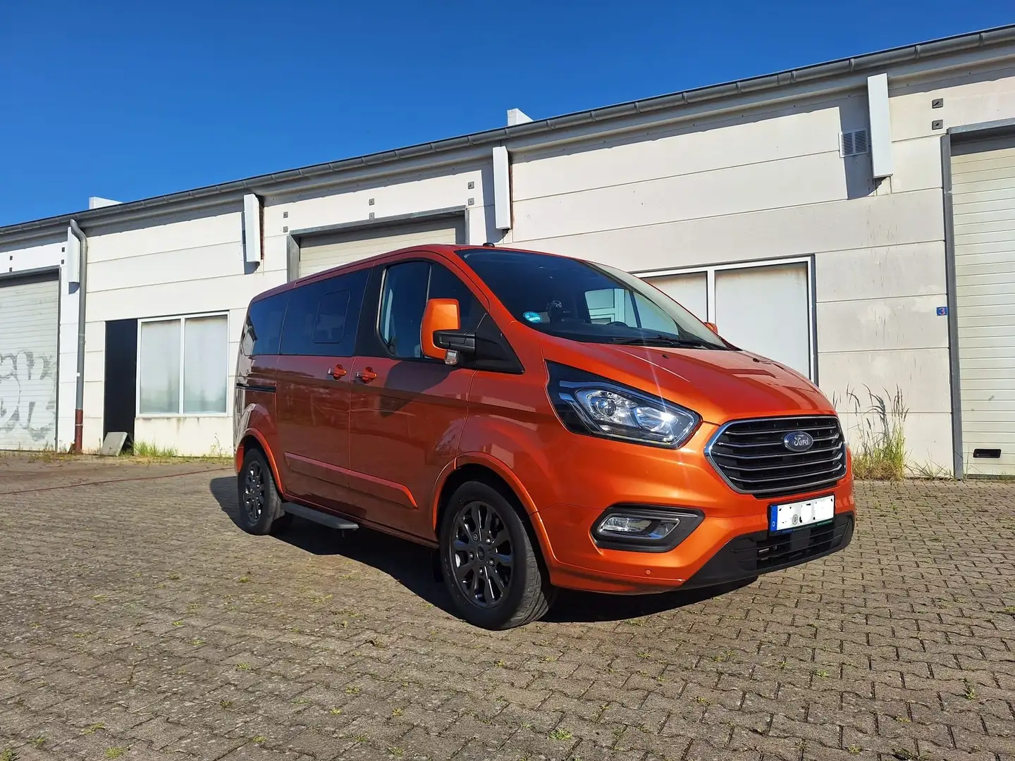 Ford Tourneo Custom Tourneo Custom TDCi 320 L1H1 VA Titanium Orange - 1