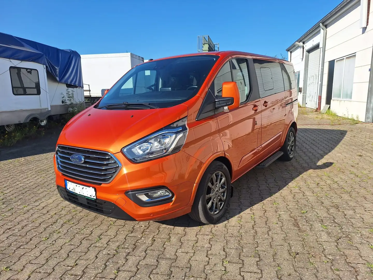 Ford Tourneo Custom Tourneo Custom TDCi 320 L1H1 VA Titanium Orange - 2