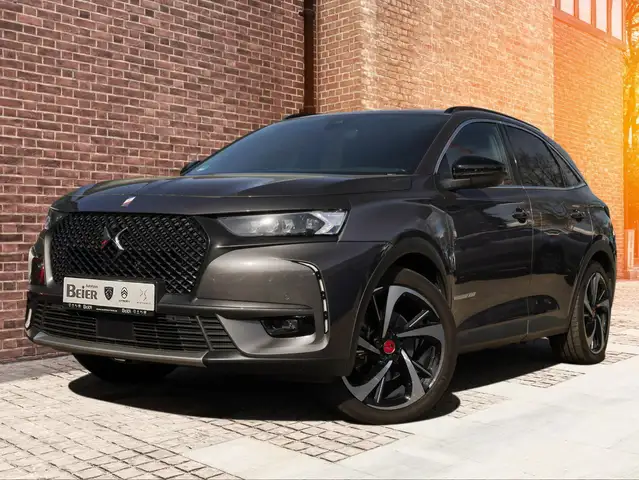 DS Automobiles DS 7 Crossback view 2