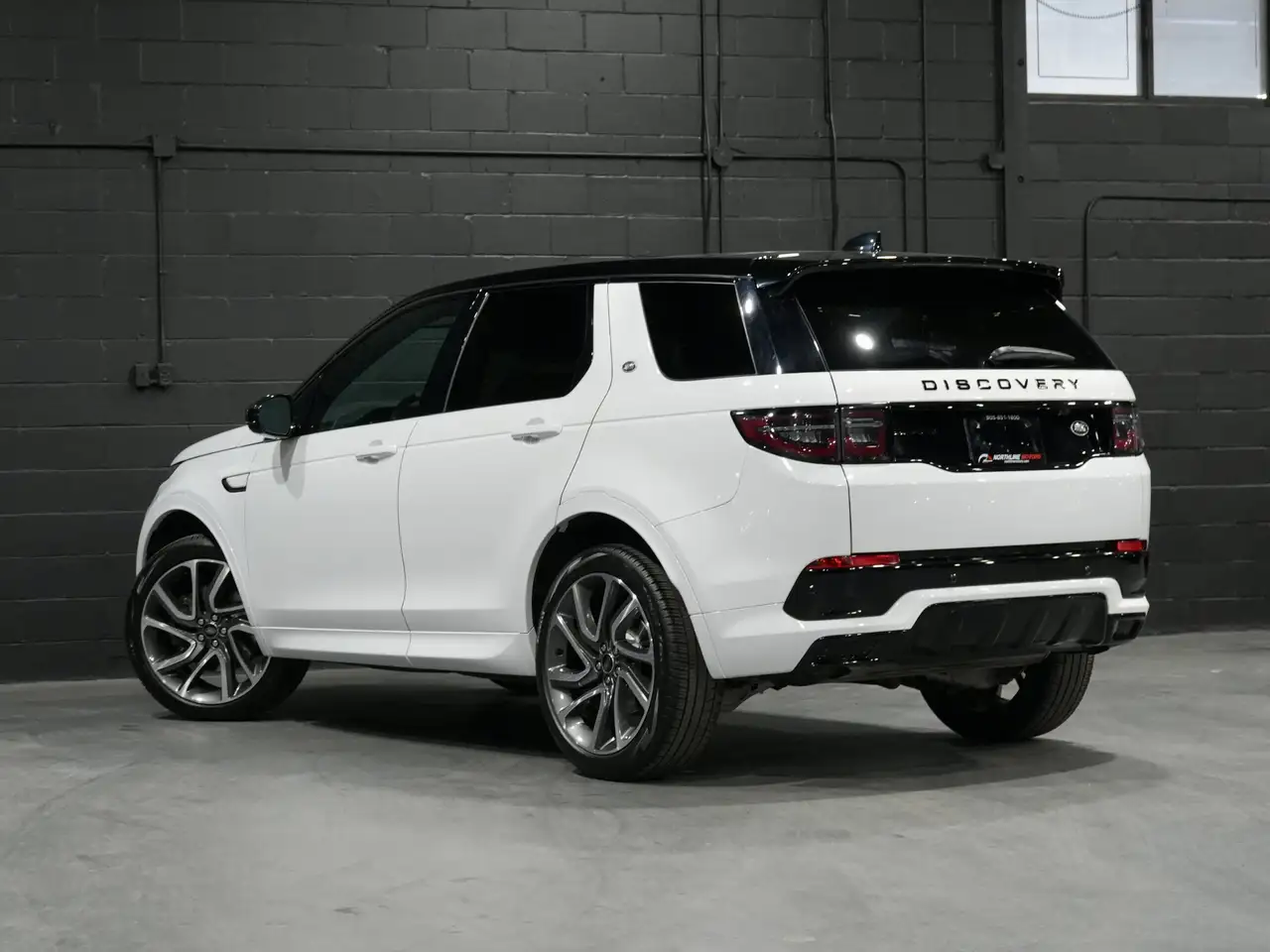 Land Rover Discovery Sport снимка Land Rover Discovery Sport