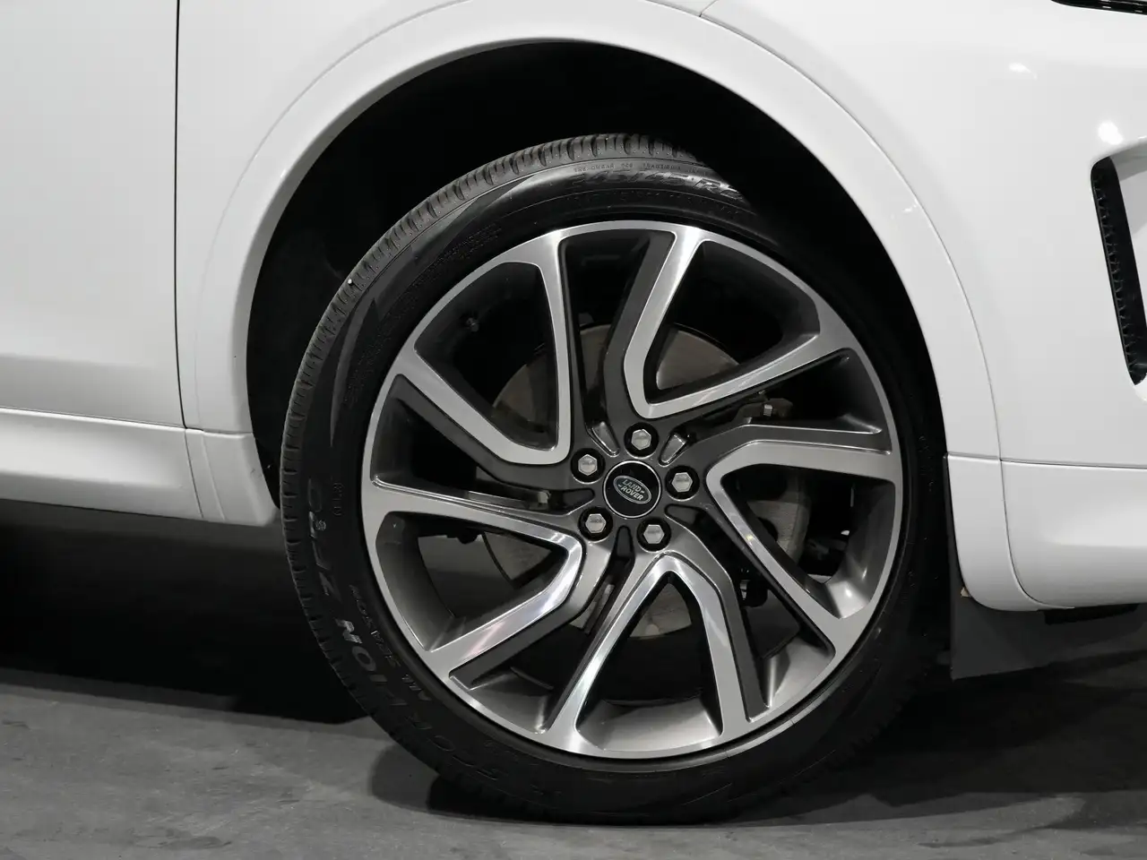 Land Rover Discovery Sport снимка Land Rover Discovery Sport