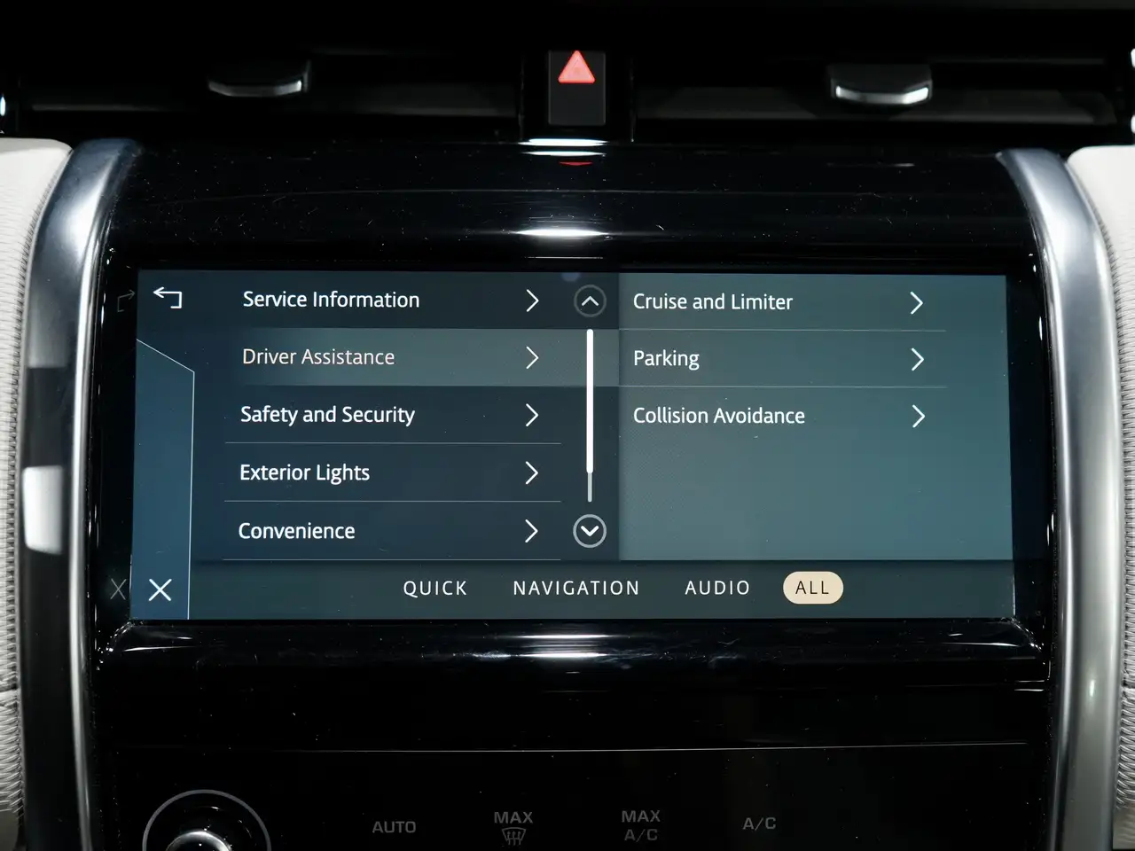 Land Rover Discovery Sport снимка Land Rover Discovery Sport