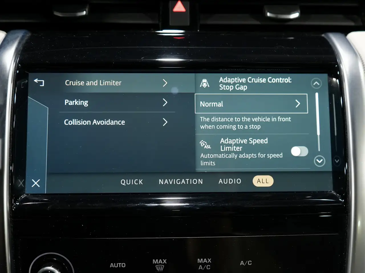 Land Rover Discovery Sport снимка Land Rover Discovery Sport