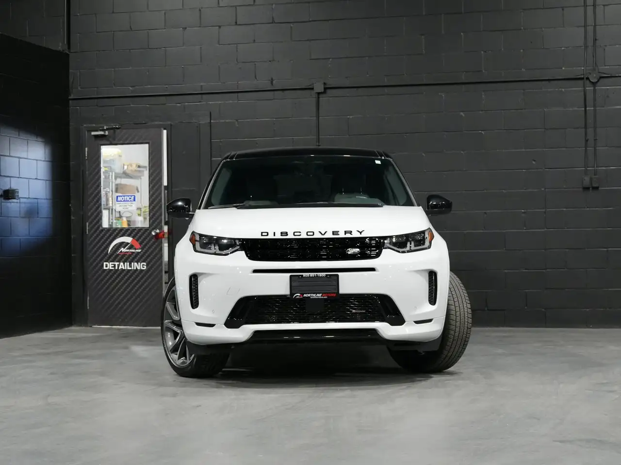 Land Rover Discovery Sport снимка Land Rover Discovery Sport