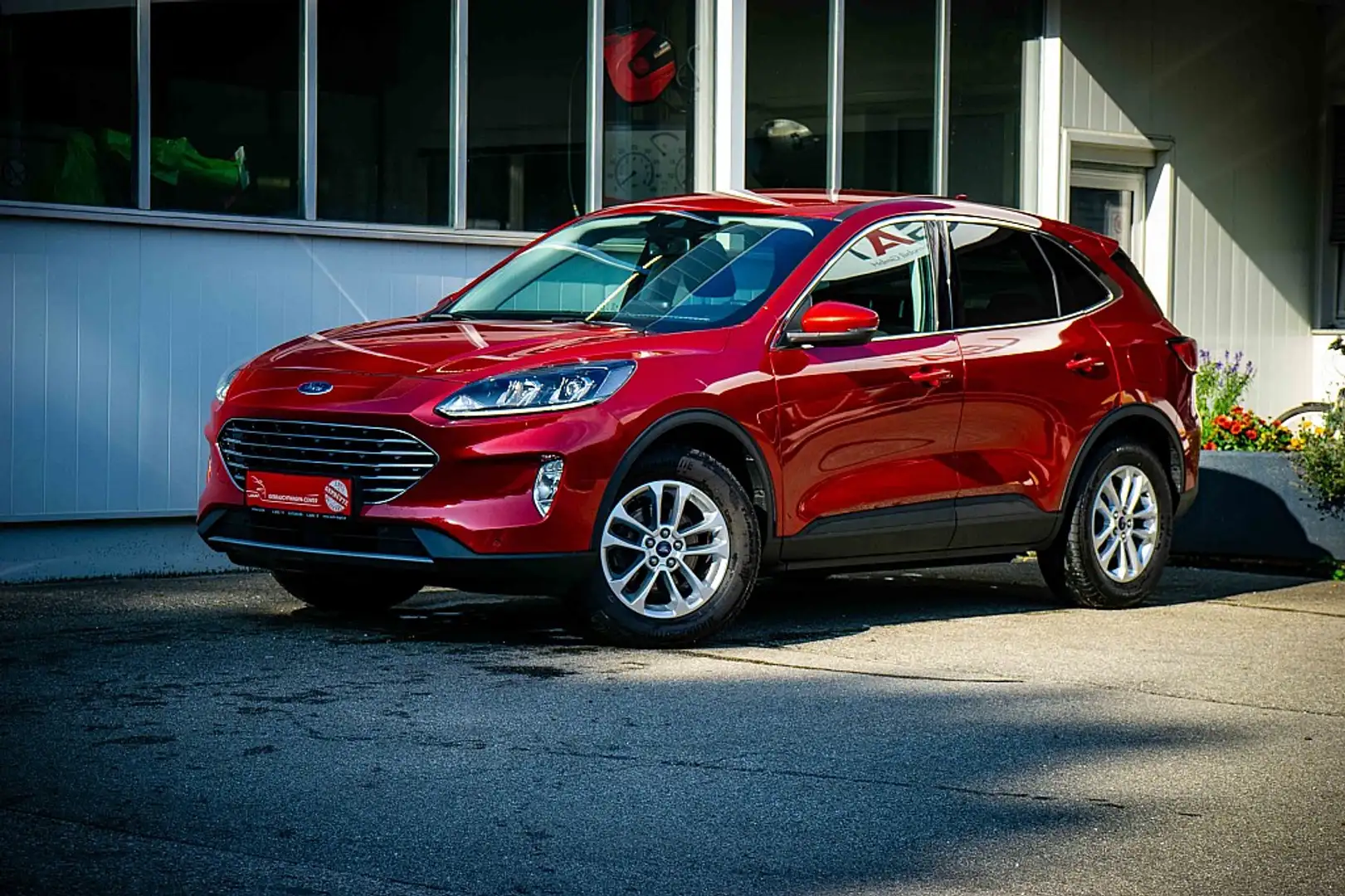 Ford Kuga 2,0 EcoBlue AWD Titanium Aut. *NAVI*WINTER-PAKET* Rouge - 2