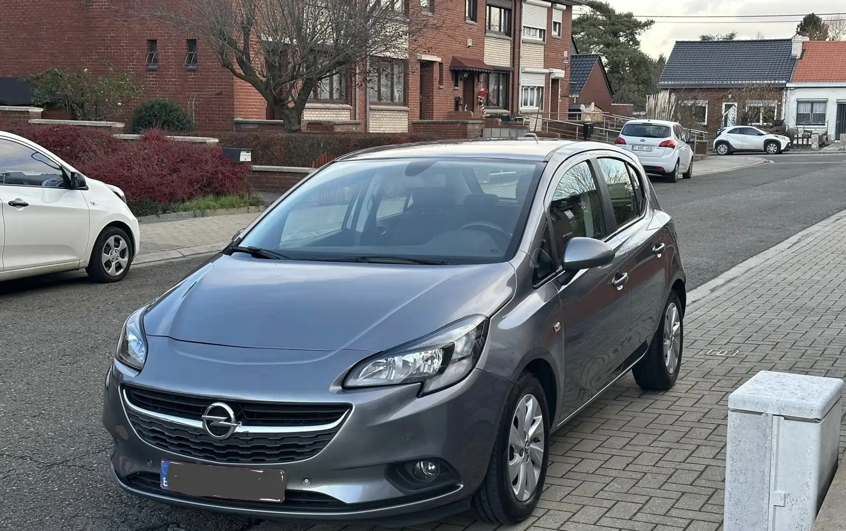 Opel Corsa Corsa 1.4 Turbo Cosmo Start/Stop Gris - 1