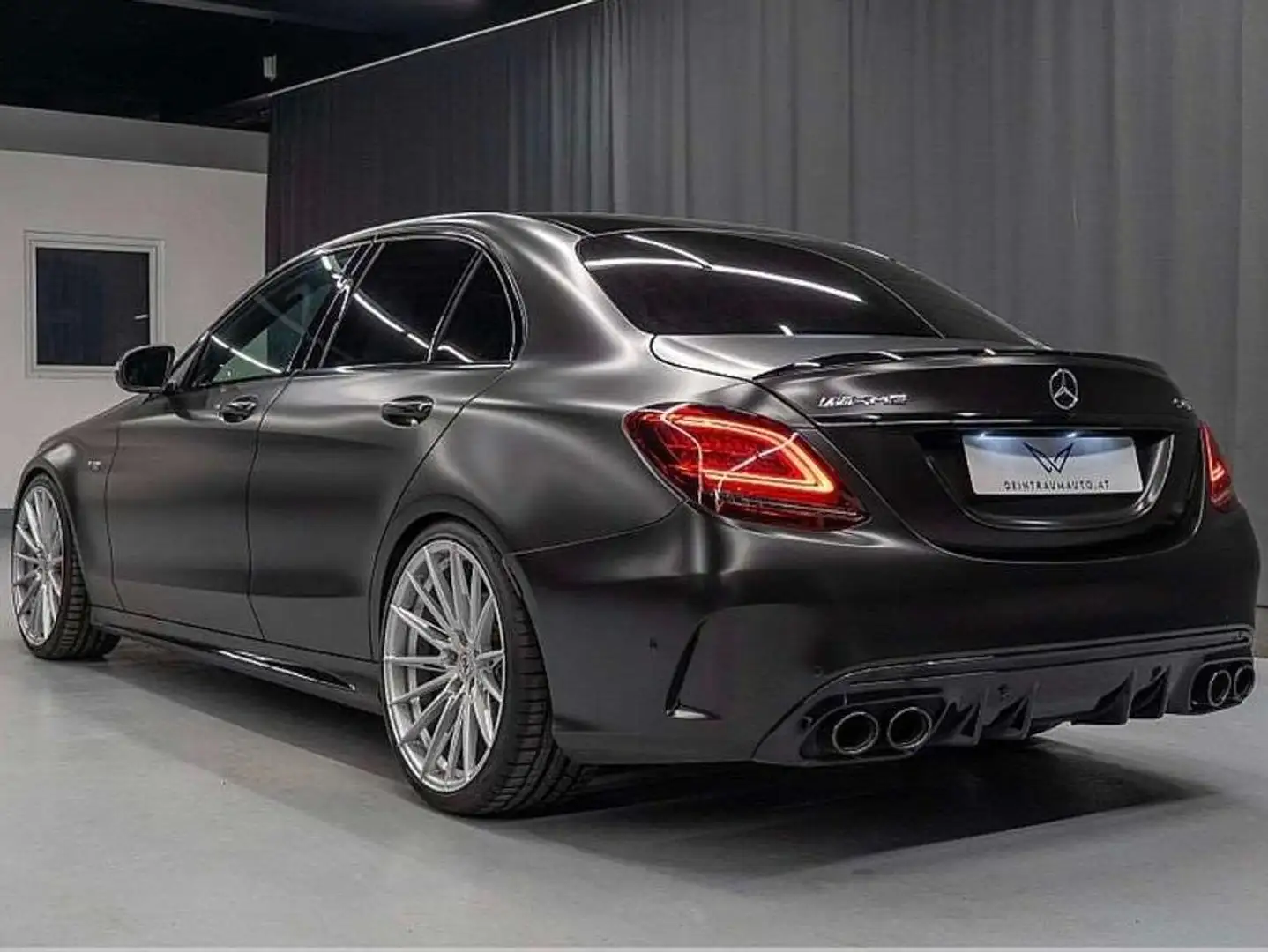 Mercedes-Benz C 43 AMG C 43 AMG 4MATIC Aut. Schwarz - 2