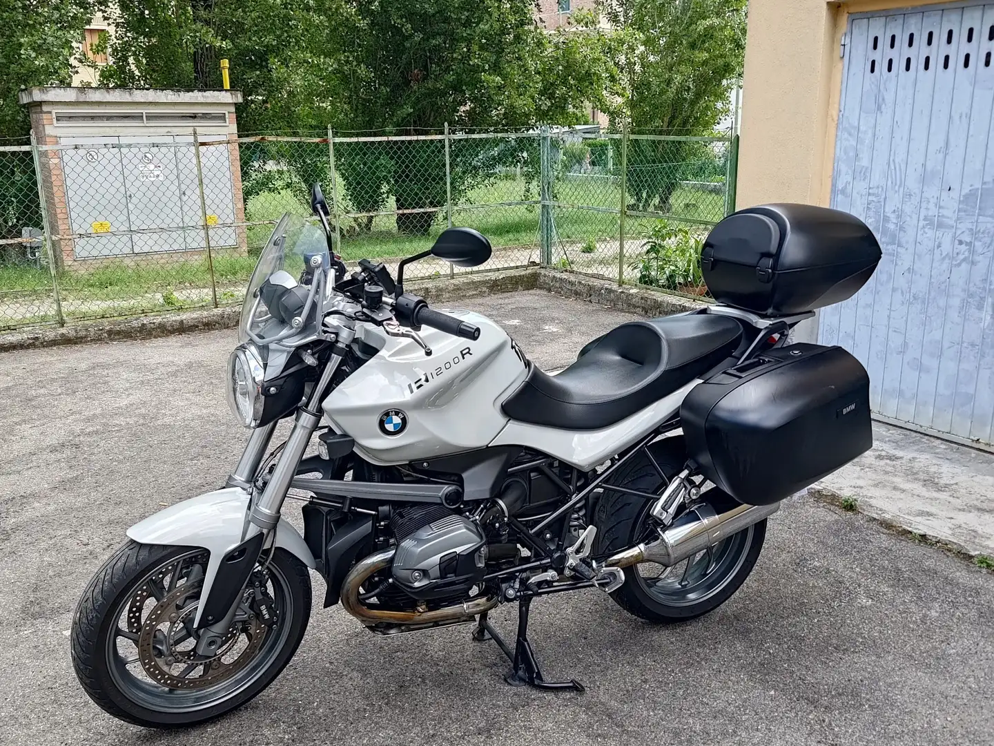BMW R 1200 R Bianco - 1