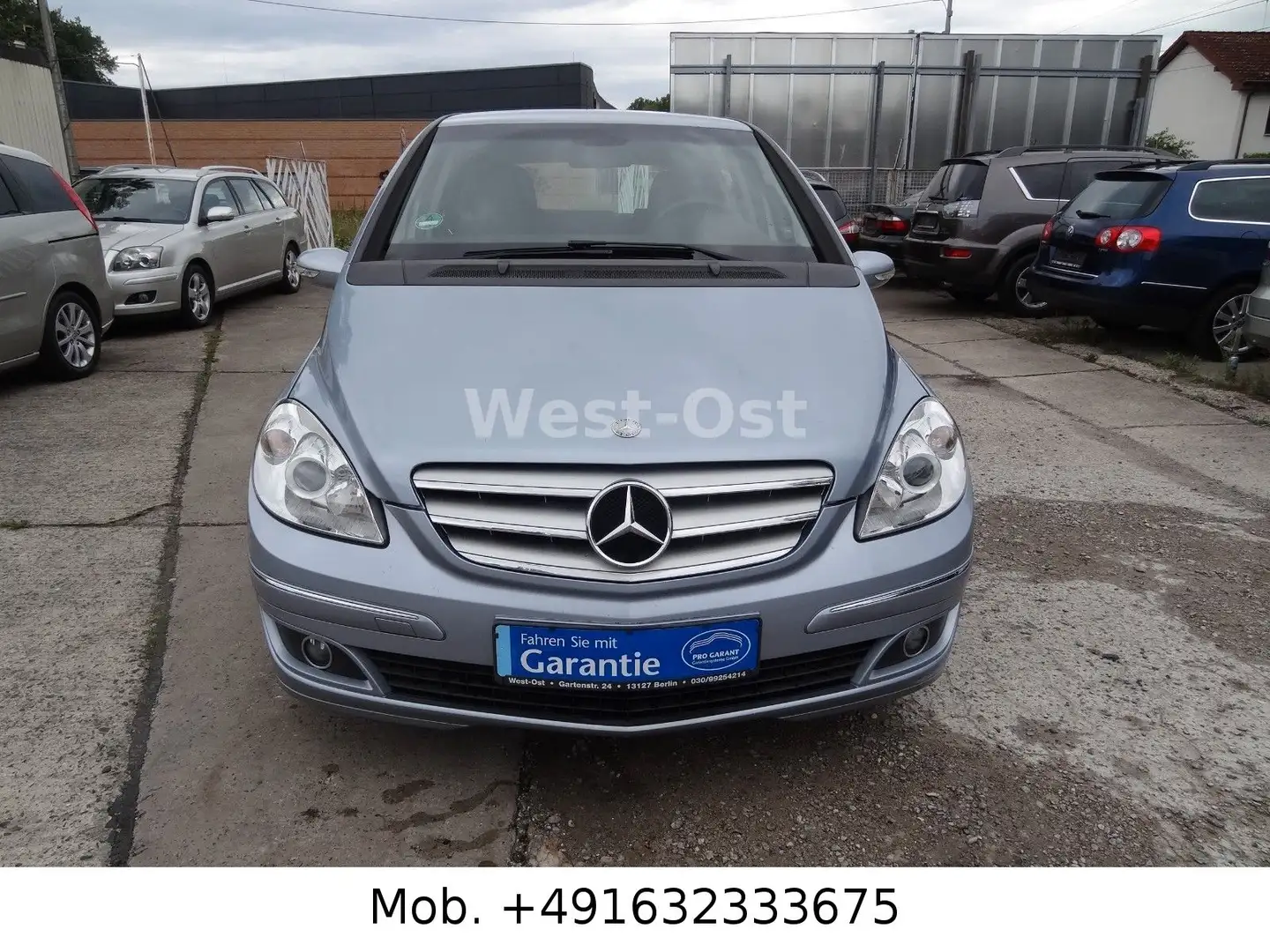 Mercedes-Benz B 200 B -Klasse Automat Klima Leder PDC TÜV neu Silber - 2