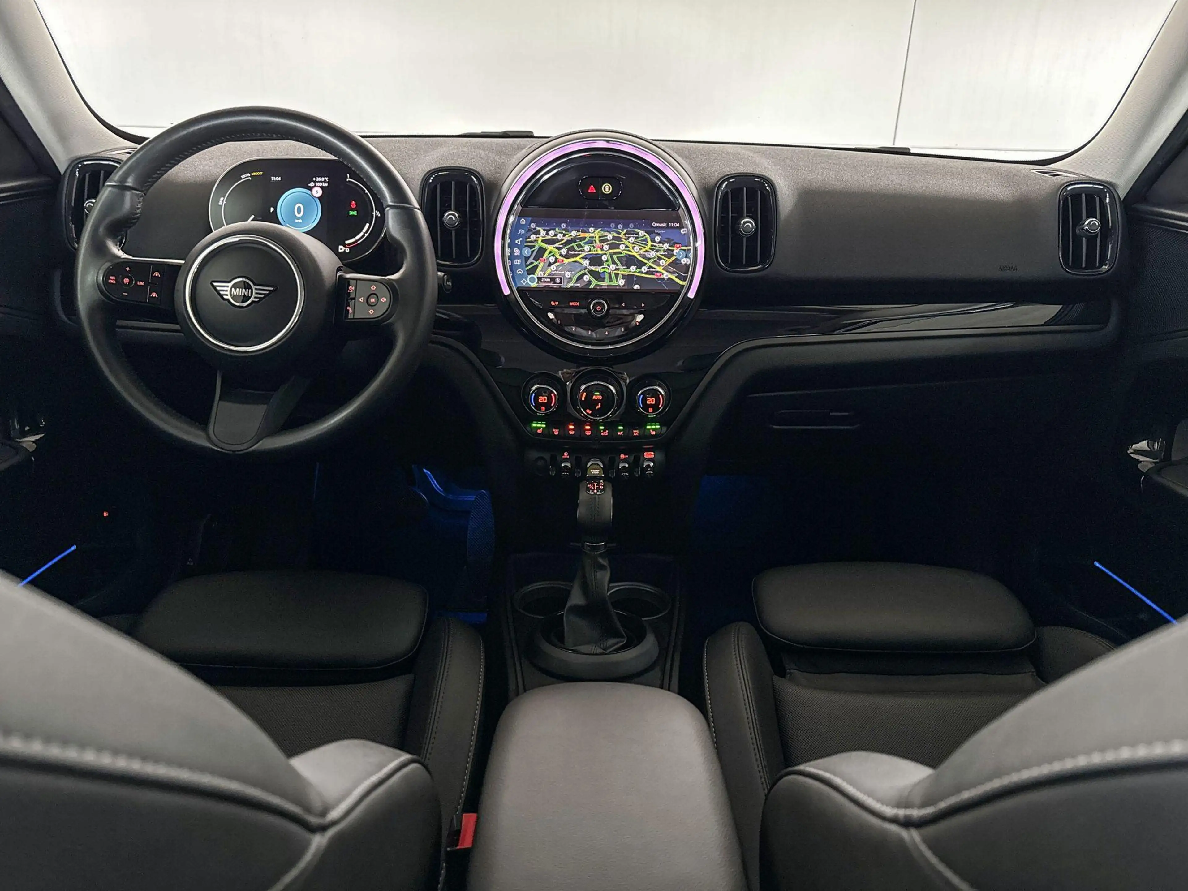 MINI Cooper SE Countryman ALL4 Classic — photo 11