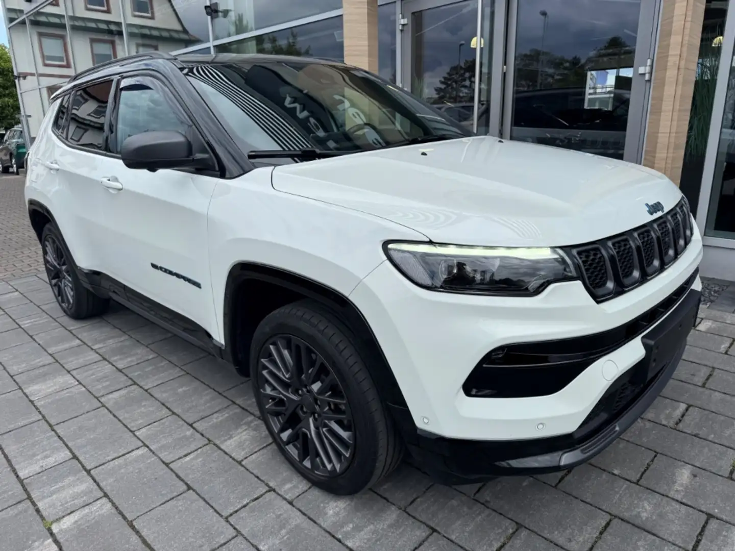 Jeep Compass 80th Anniversary Plug-In Hybrid 4WD 1.3 EU6d Navi Weiß - 2