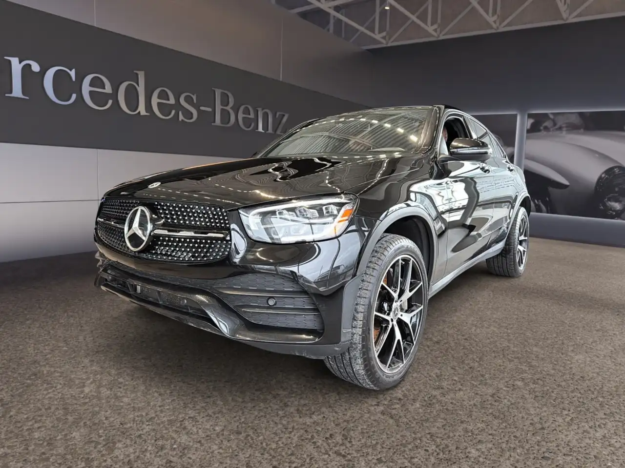 2023 Mercedes-Benz GLC