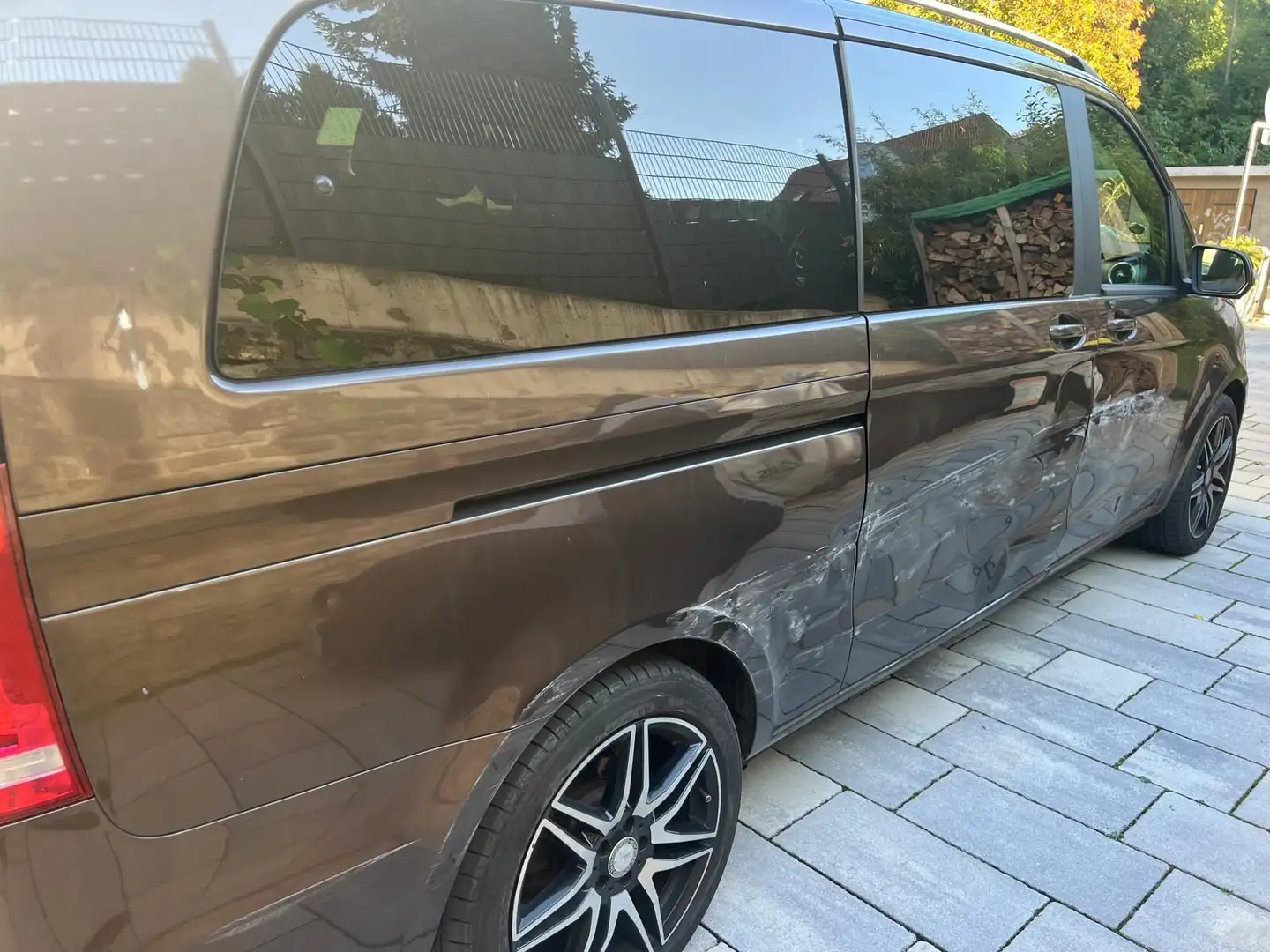 Mercedes-Benz V 250 Avantgarde Edition 4MATIC EXTRALANG Braun - 2