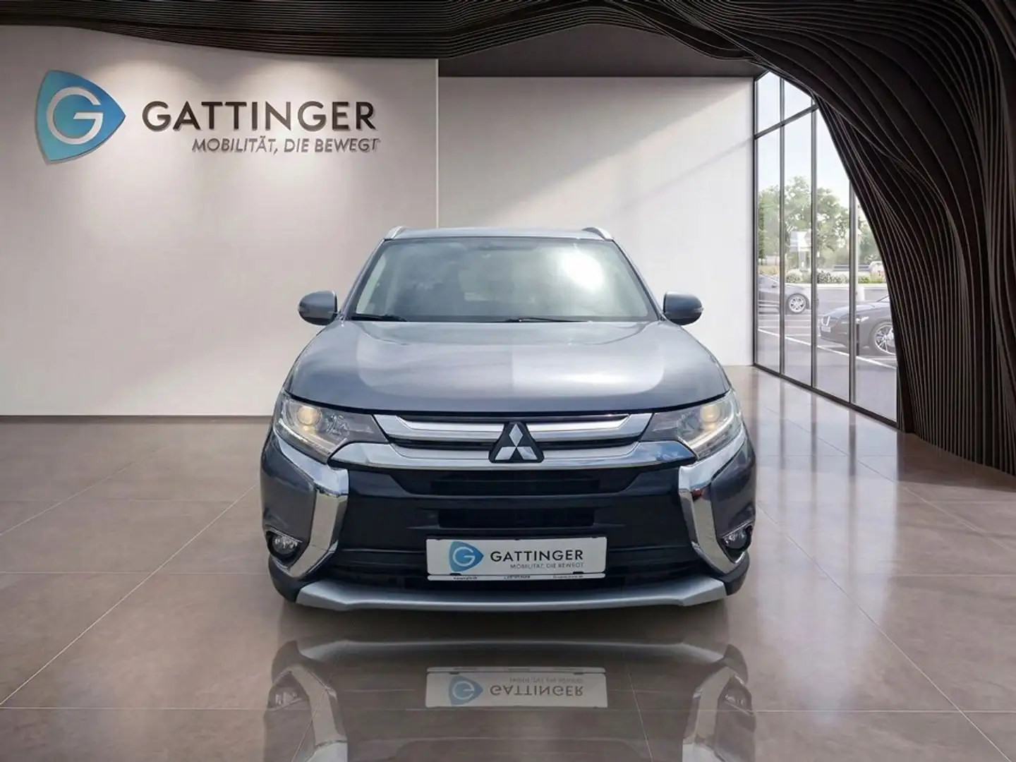Mitsubishi Outlander 2,2 DI-D AS&G Intense Grau - 1