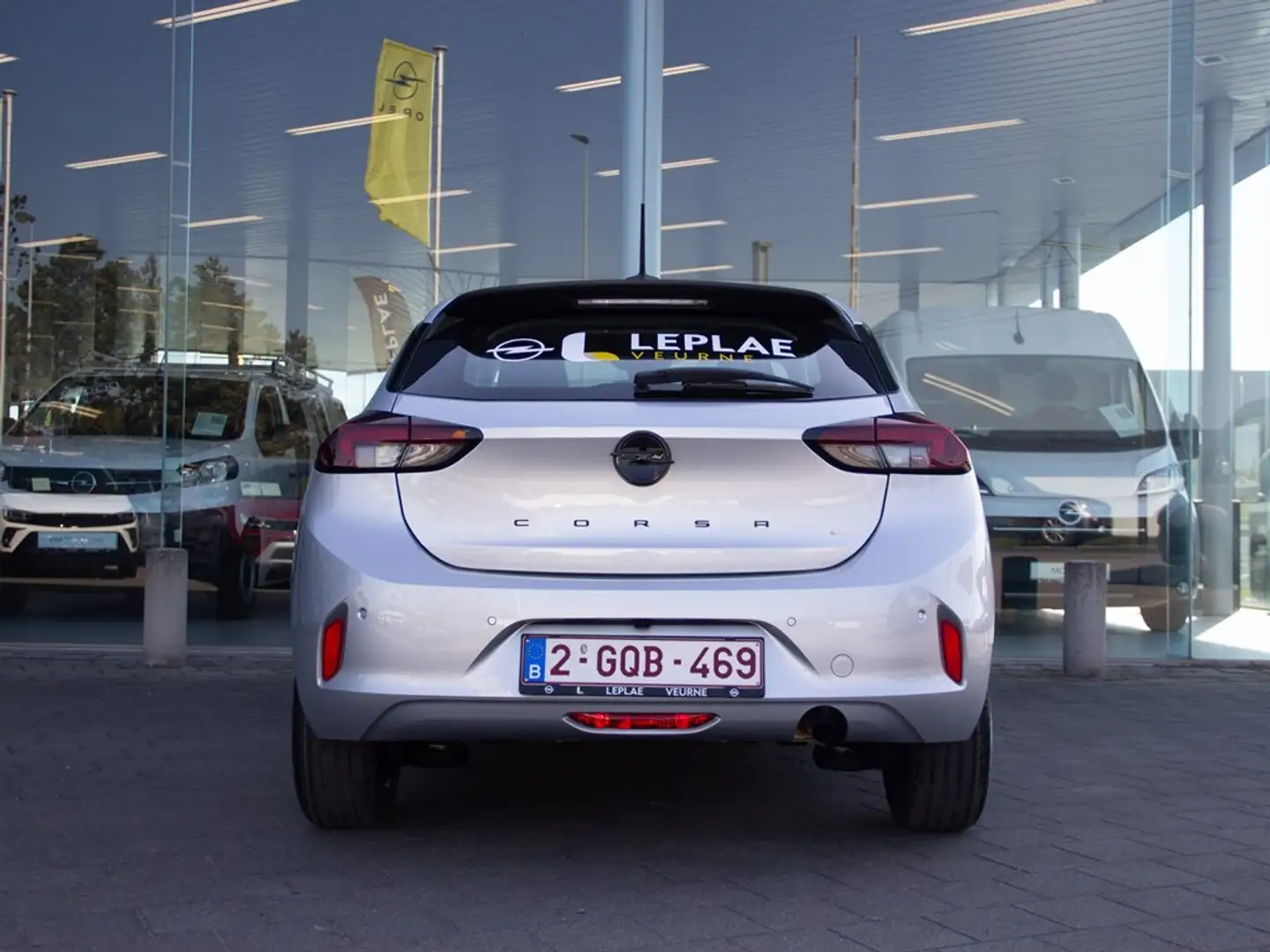 Opel Corsa EDITION 1.2T 100PK |TECH PACK| Plateado - 2