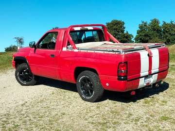 RAM 1500  V10 8 Liter Hubraum 57500 km