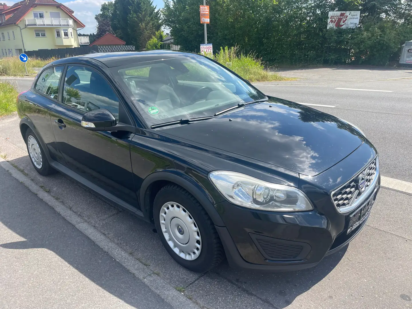 Volvo C30 D2 Kinetic Černá - 1