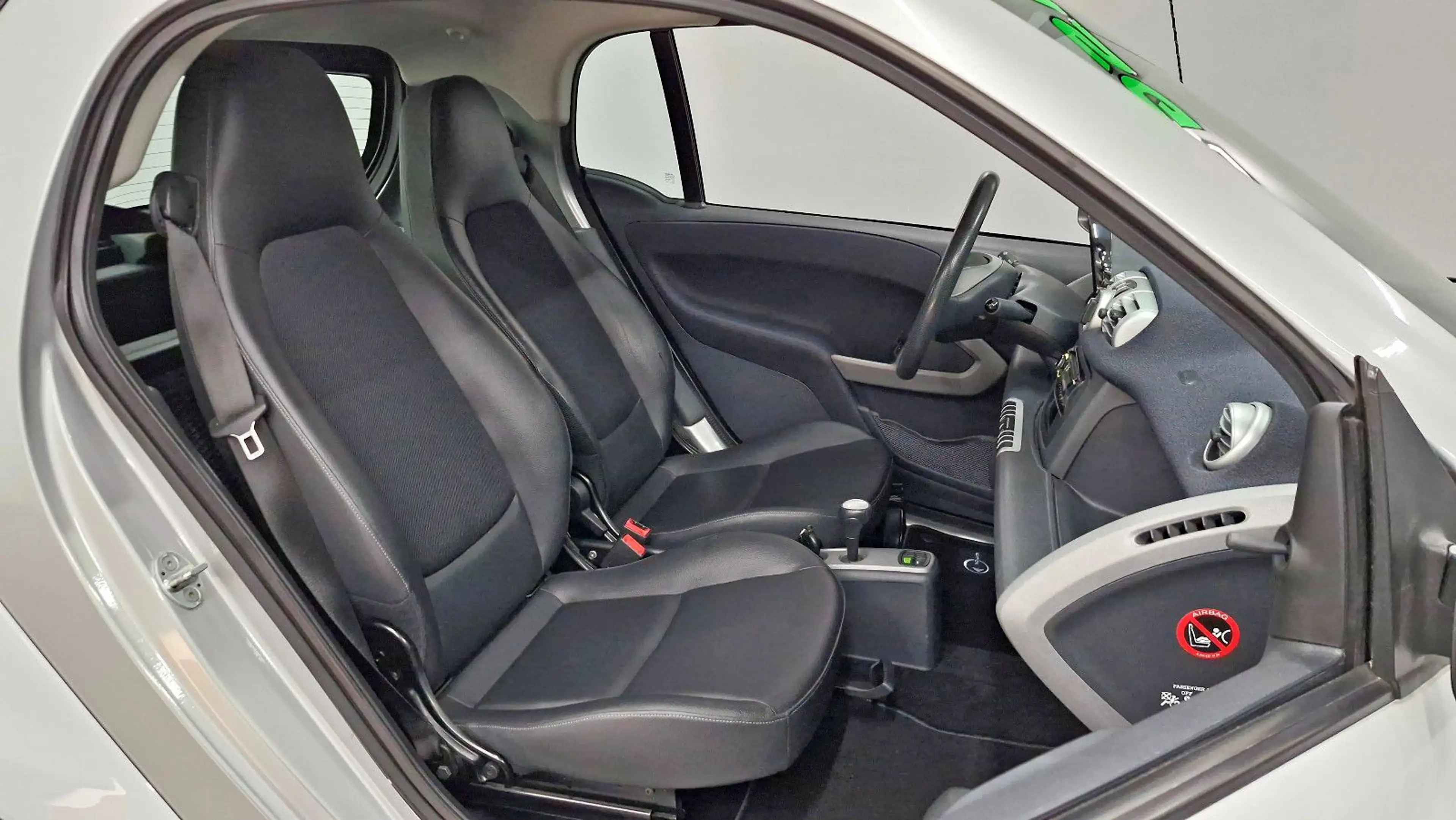 smart forTwo coupe Micro Hybrid Drive - Klima — photo 5