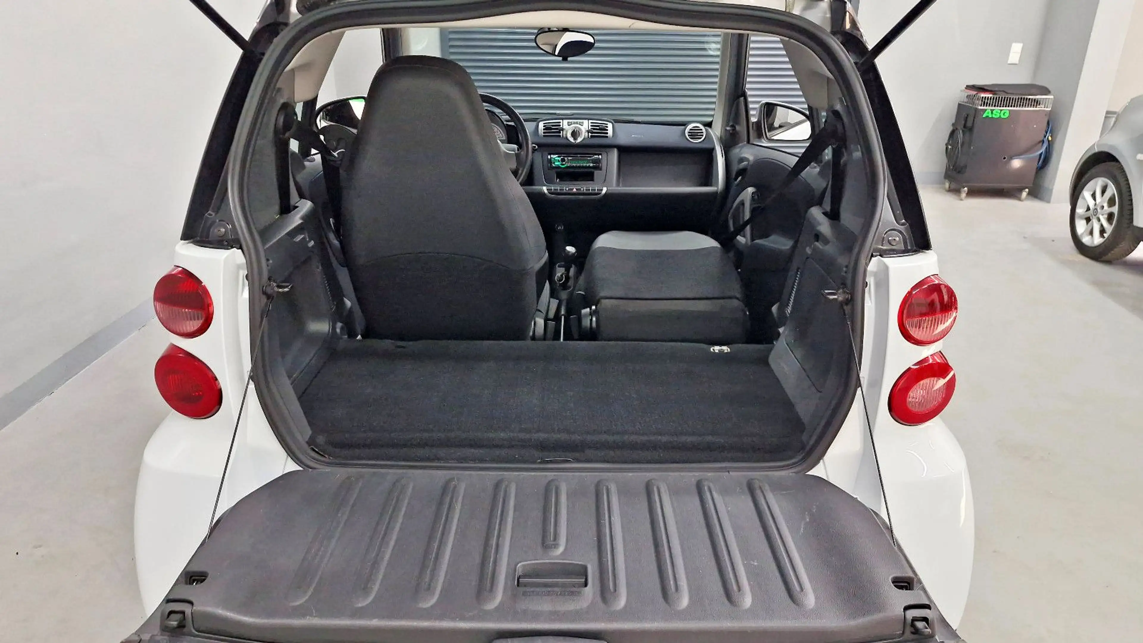 smart forTwo coupe Micro Hybrid Drive - Klima — photo 11