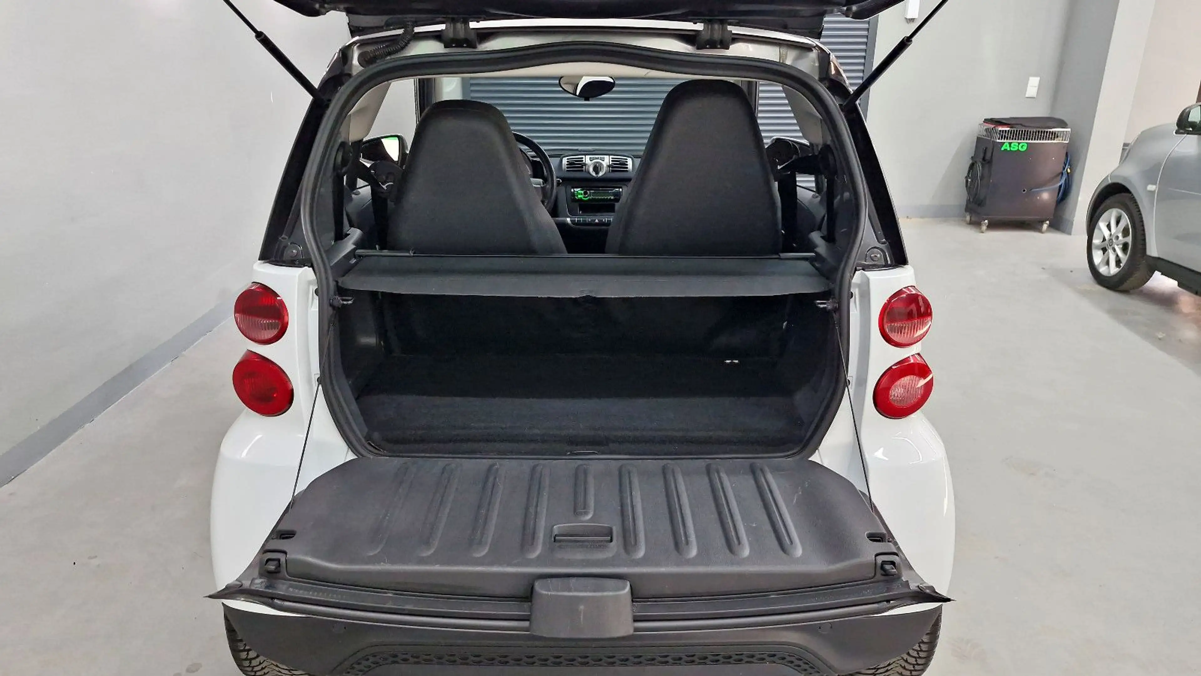 smart forTwo coupe Micro Hybrid Drive - Klima — photo 10