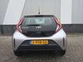 Toyota Aygo X 1.0 VVT-i MT Play | Apple/Android auto | Airco | A Grijs - thumbnail 4