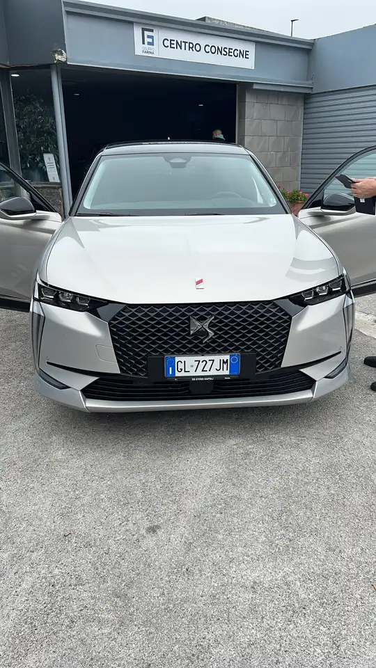 DS Automobiles DS 4