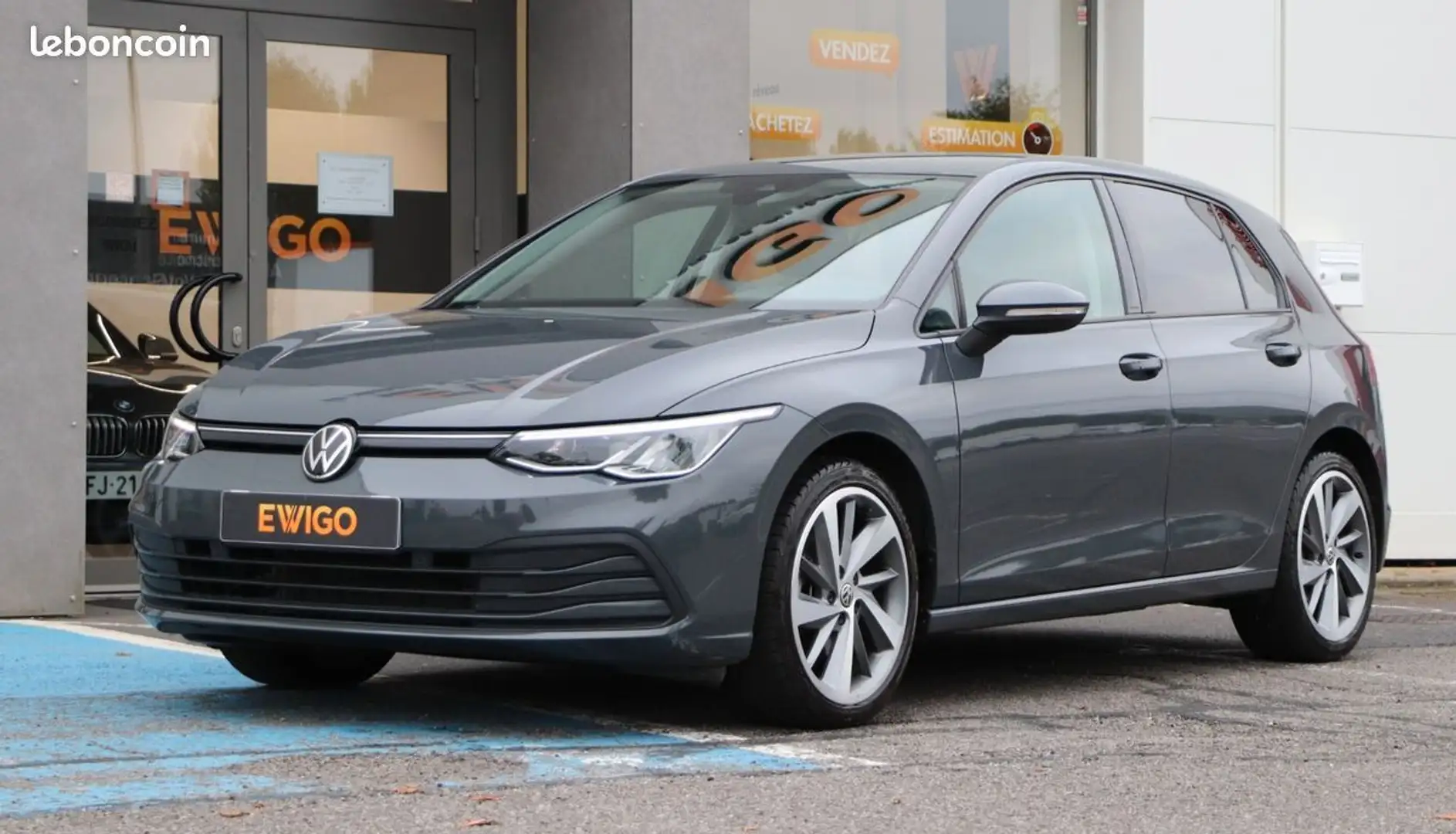 Volkswagen Golf 1.5 e-tsi 150ch style dsg carplay Grigio - 1
