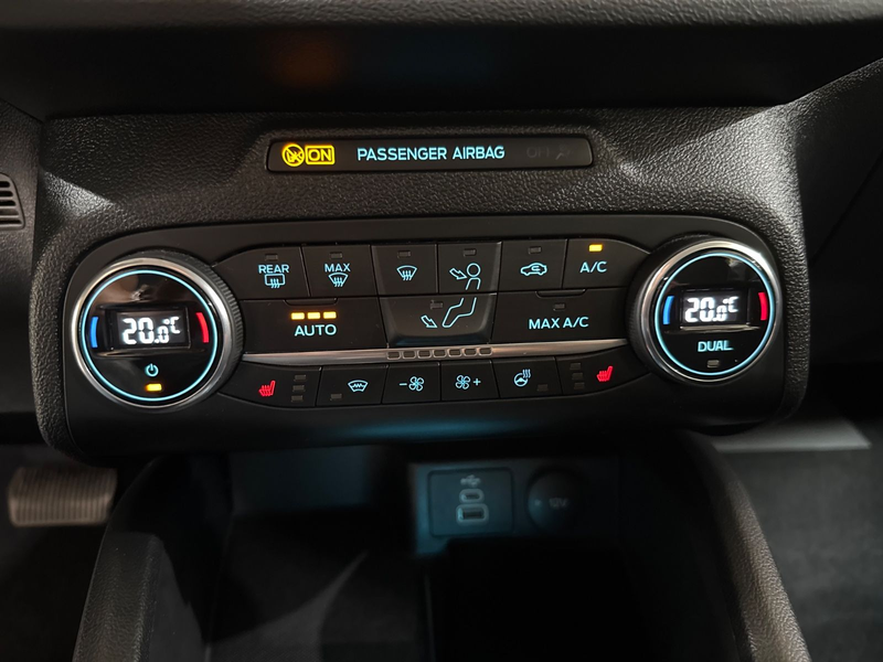 Ford Focus Tur 1.5D Titanium Style LED Navi Winter — photo 13