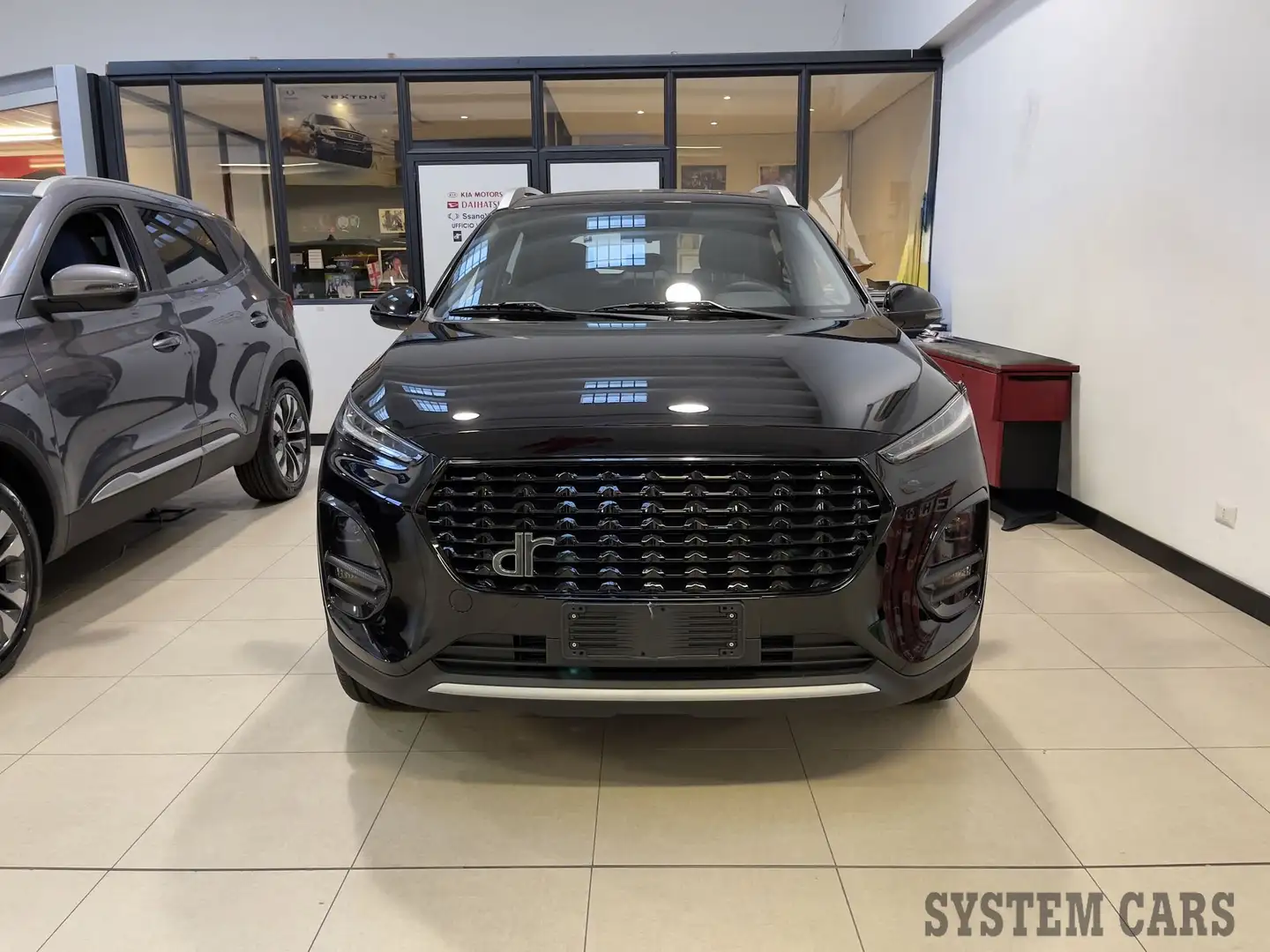 DR Automobiles DR 3.0 dr 3.0 1.5 Bi-Fuel GPL - Km0** Schwarz - 2