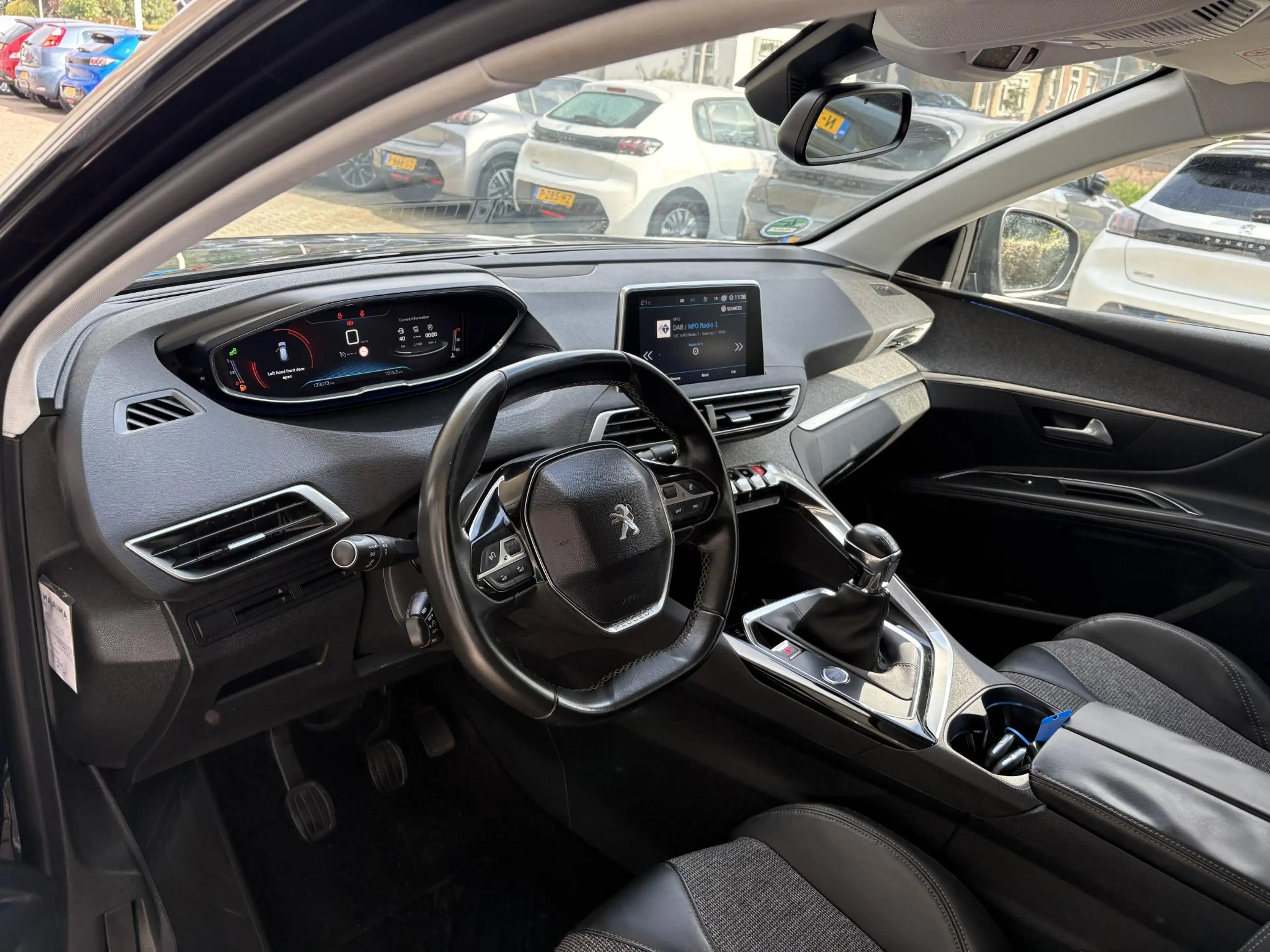 Peugeot 3008 1.2T 130pk Allure | Focal Audio | Full LED koplamp — photo 13