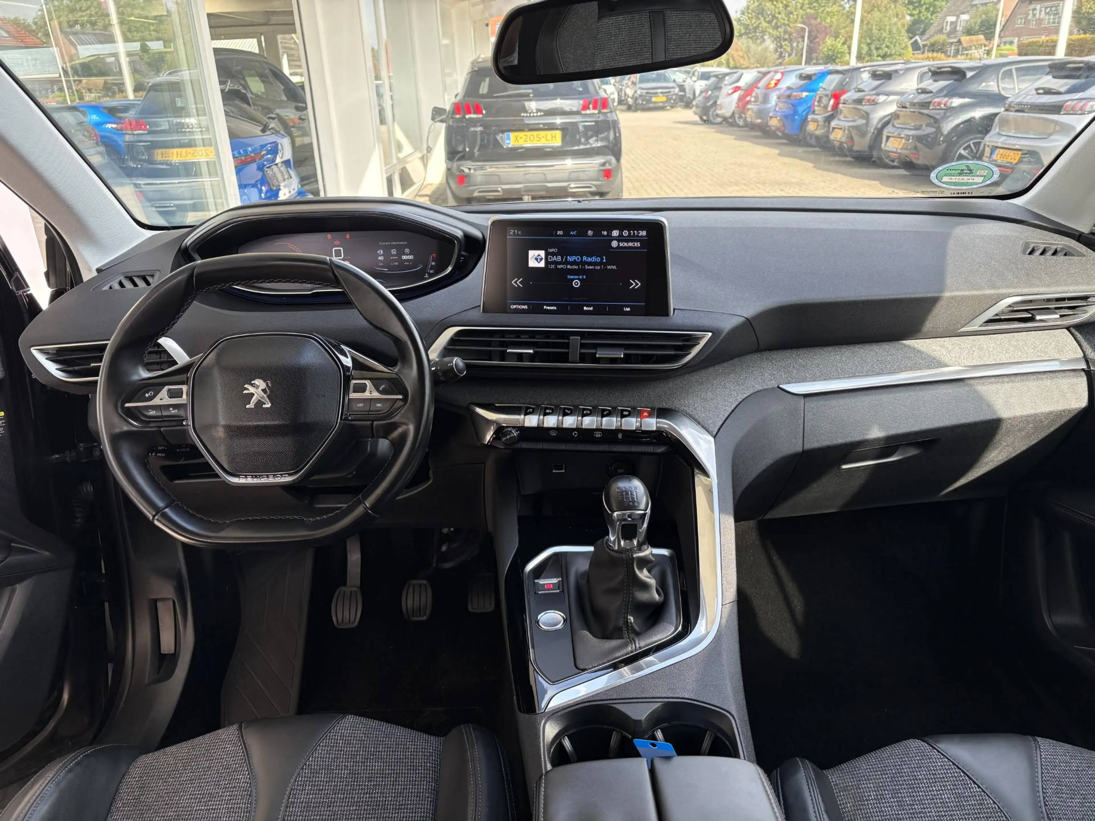 Peugeot 3008 1.2T 130pk Allure | Focal Audio | Full LED koplamp — photo 5