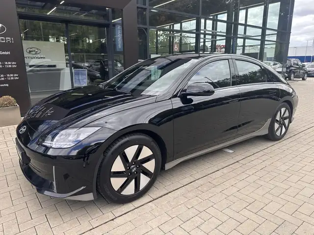 Hyundai IONIQ 6 77,4 kWh Dynamiq +AHK+SOH 100%+