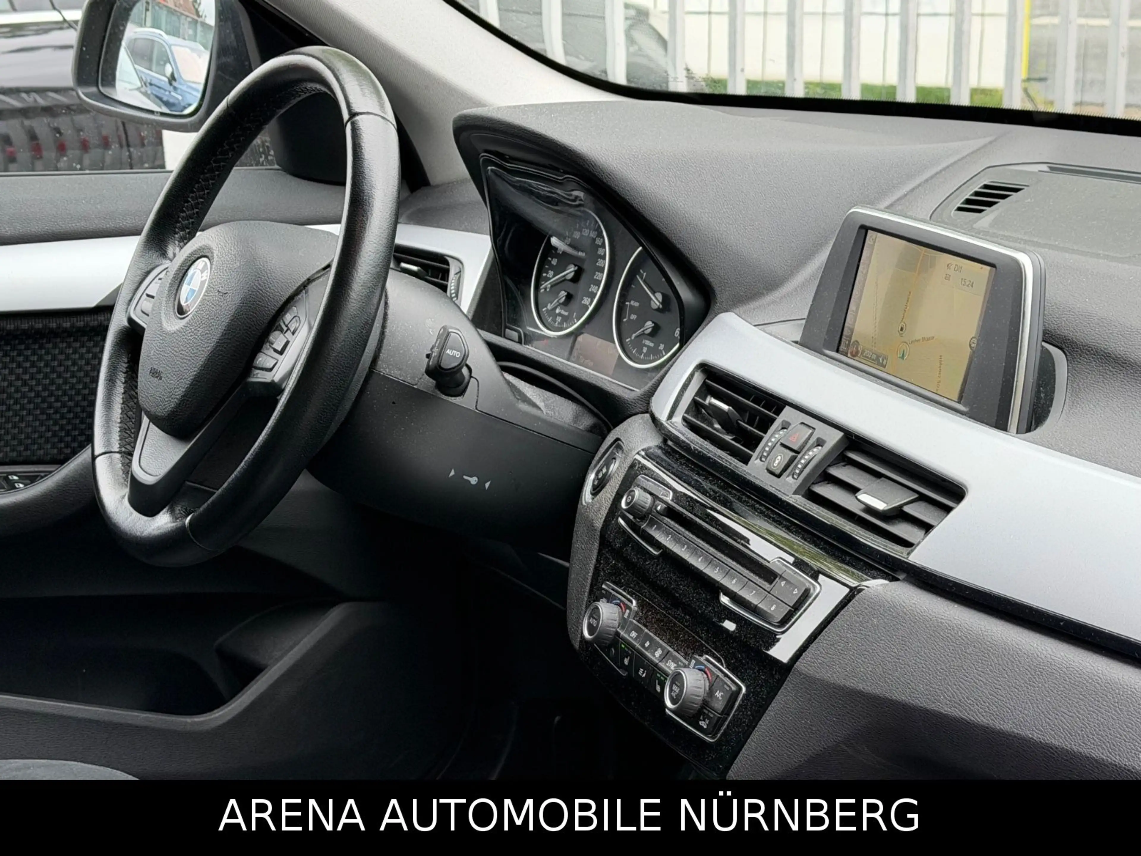 BMW X1 sDrive 18d Automatik*Advantage*Led*1.Hand*Nav — photo 8
