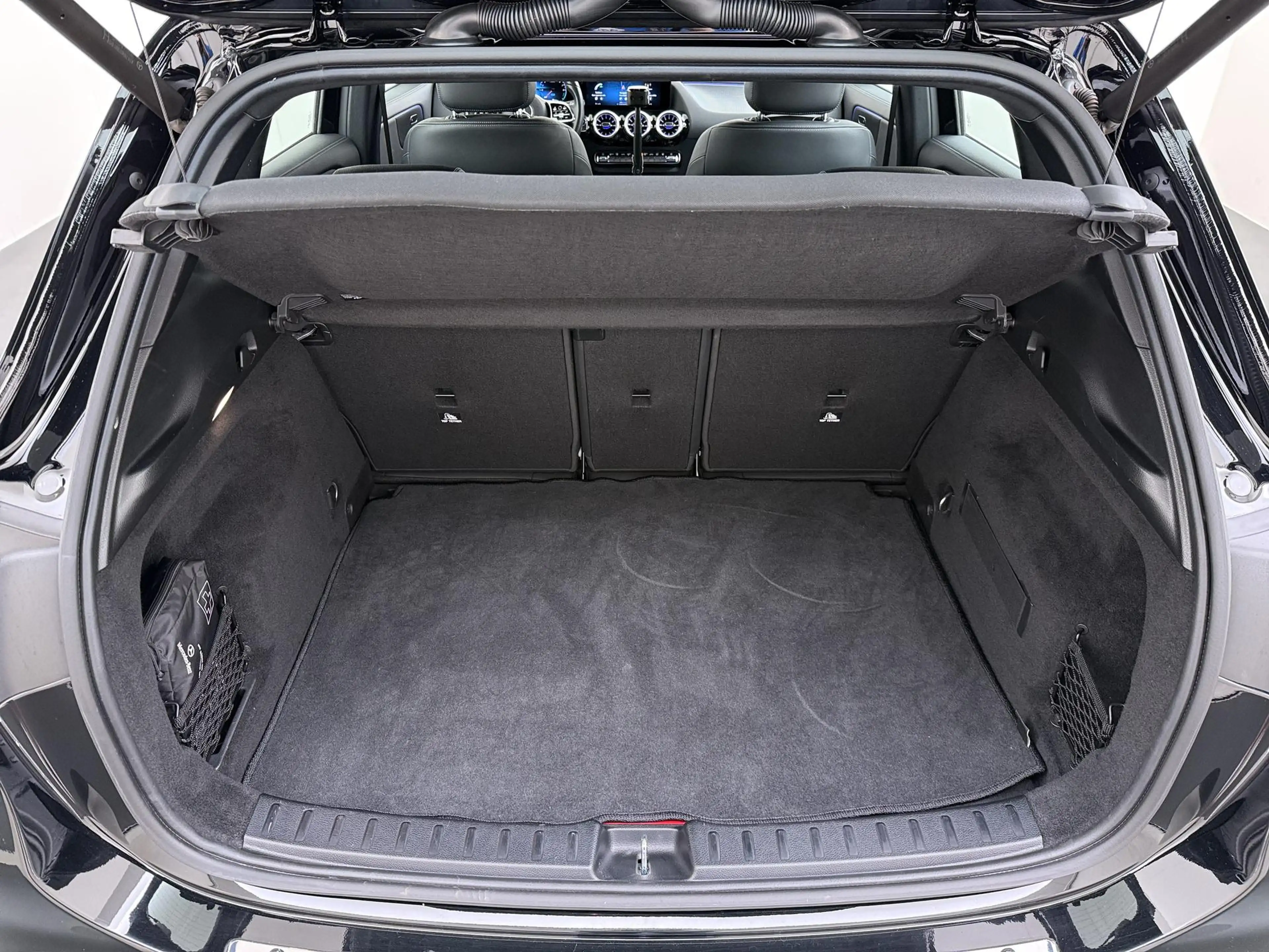 Mercedes-Benz GLA 250 e Luxury | Keyless | ACC | Thermotronic — photo 14