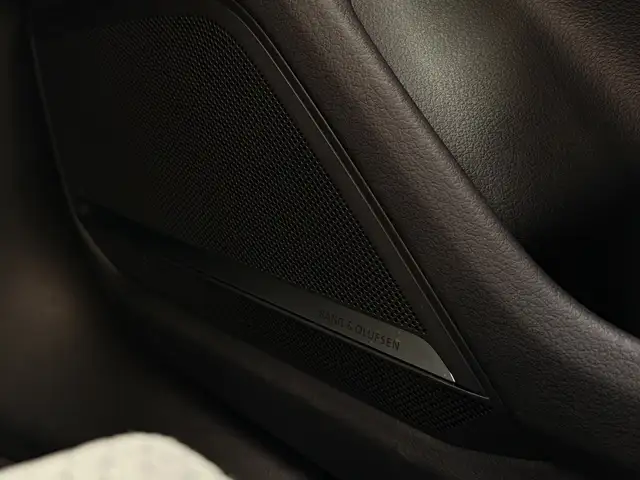 Audi A6 view 22