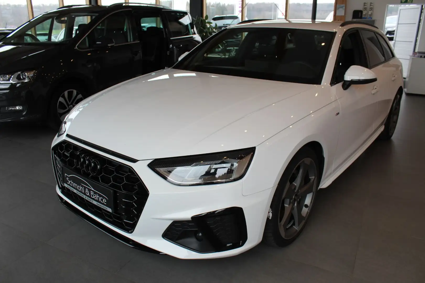 Audi A4 Avant 40 TDI S tronic quattro S line sport Weiß - 1