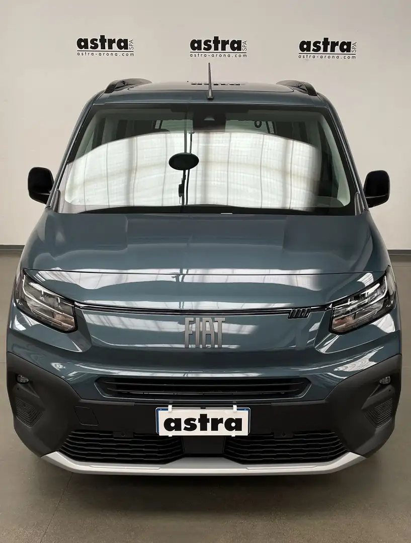 Fiat Doblo 1.5 BlueHdi 130 CV AT8 PC Magic Top Bleu - 2